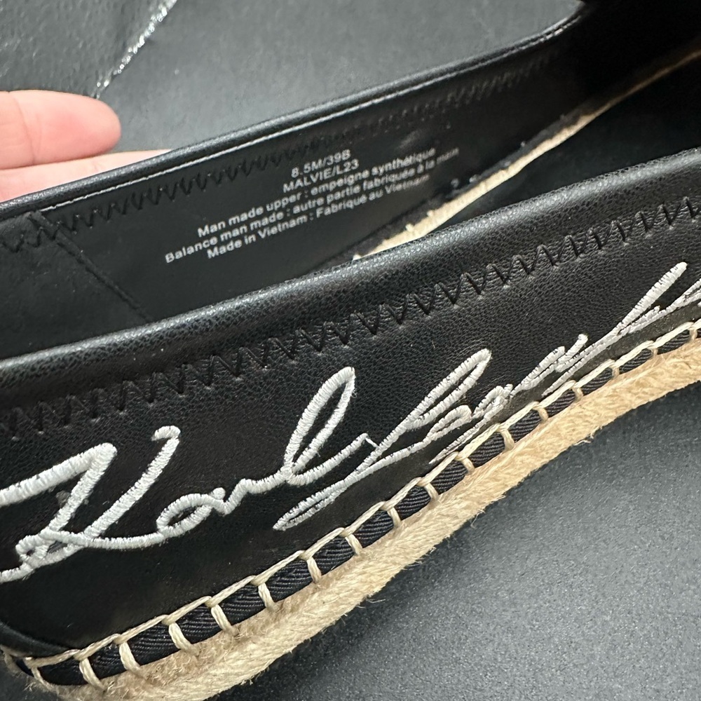 NWOB KARL LAGERFELD Malvie Logo Embellished Espadrilles Enamel Pins Black 8.5 - Picture 7 of 7